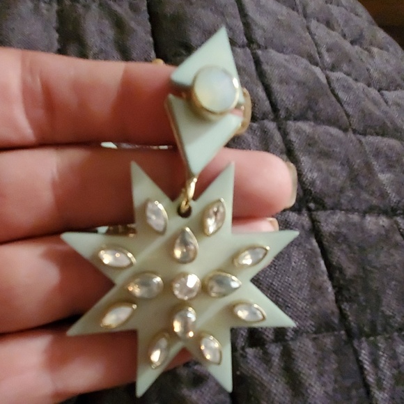 Beautiful earring bundle - Picture 2 of 5